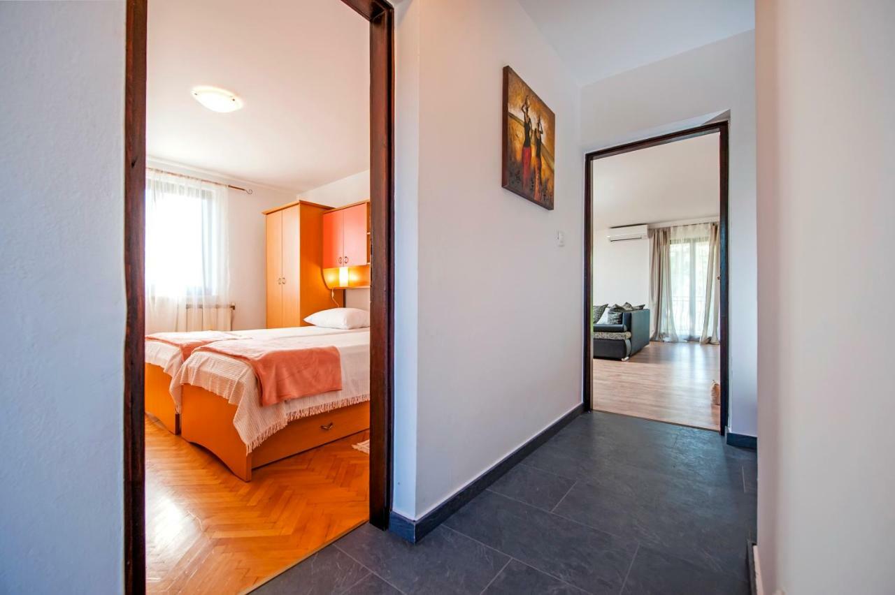 Apartment Nika Rovinj Exterior foto